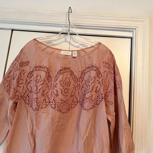 Chico's Dusty Pink Blouse w/Cutouts, Elastic Waist - Size 1 - Picture 2 of 5